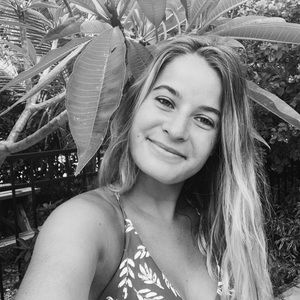 Meet your Posher, Tabitha